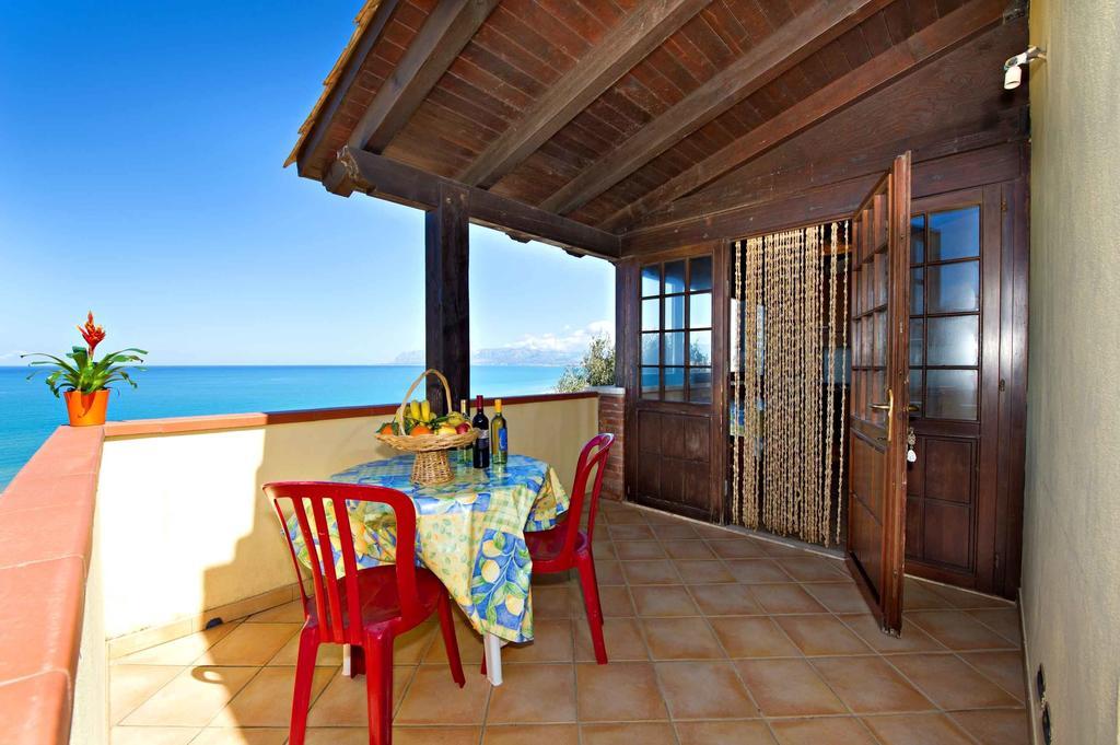 Blunda Holiday Home Castellammare del Golfo Szoba fotó